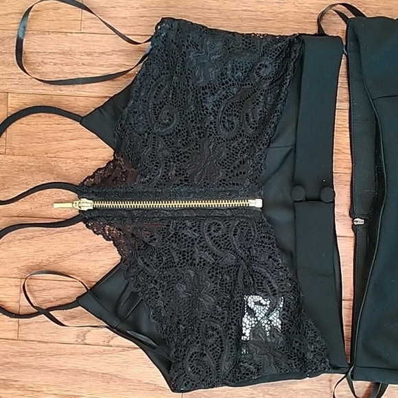 NEW B. Darlin Black 2 Piece Prom Formal Gown Razorback Evening Sz 3/4 - Picture 9 of 11